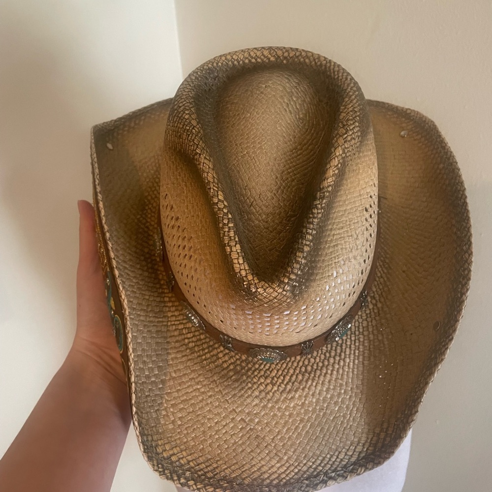 Stampede Cowboy Hat with Turquoise Concho Band - Picture 3 of 8